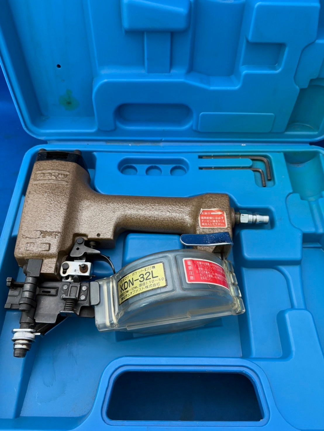 兼松　エアー釘打ち機　KDN-32L 兼松 エアー釘打ち機 KDN-32L