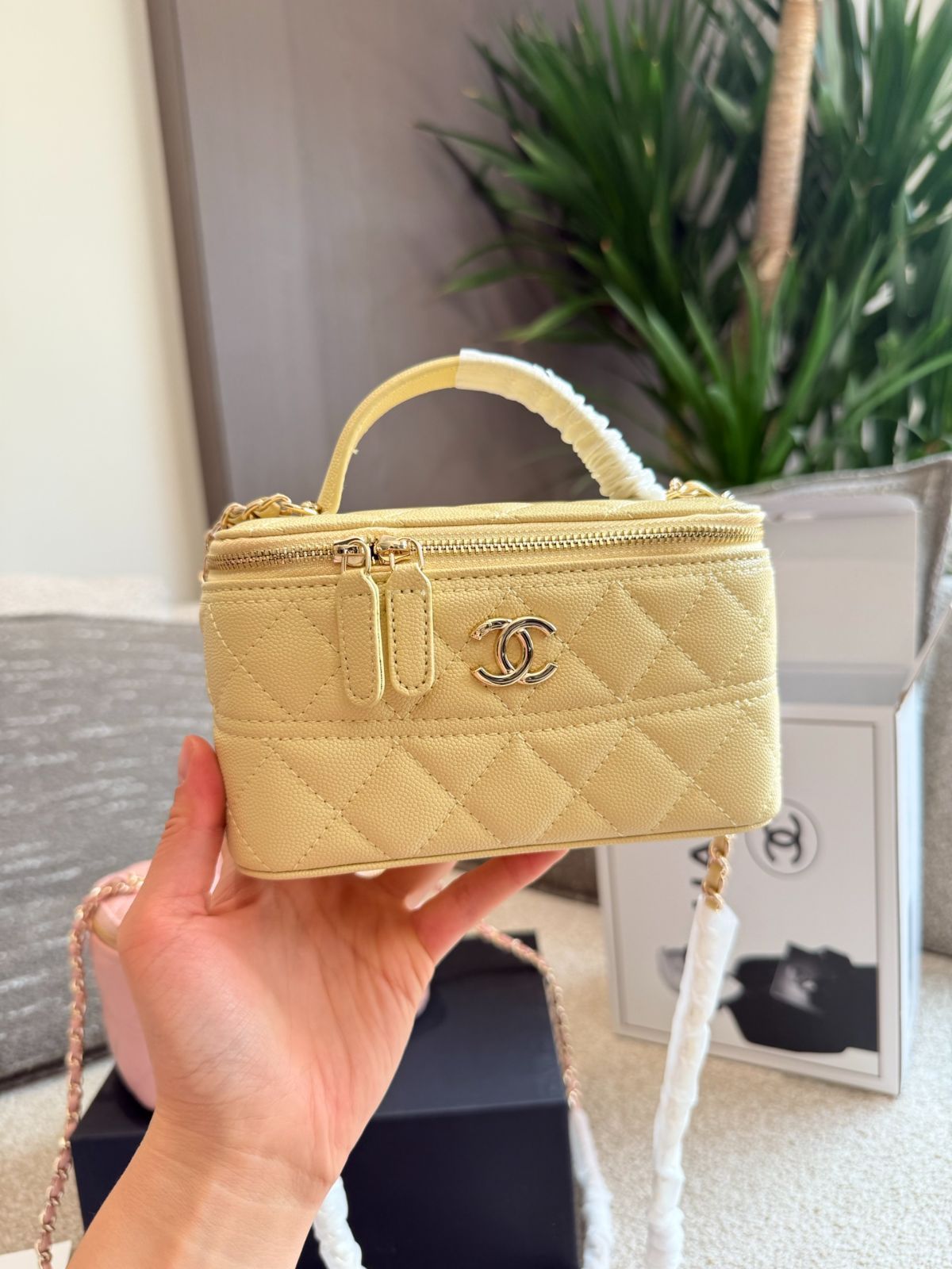 今日特価】CHANEL 25C シャネル 25C ハンドル ボックス バッグ