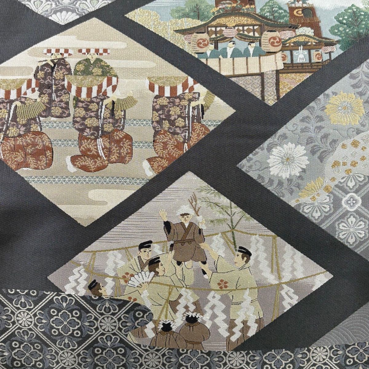 袋帯　古典柄　正絹　お祝い事　お出かけに　美品 袋帯 美品 名品 華文 霞 銀通し 金銀糸 灰色 お太鼓柄 正絹