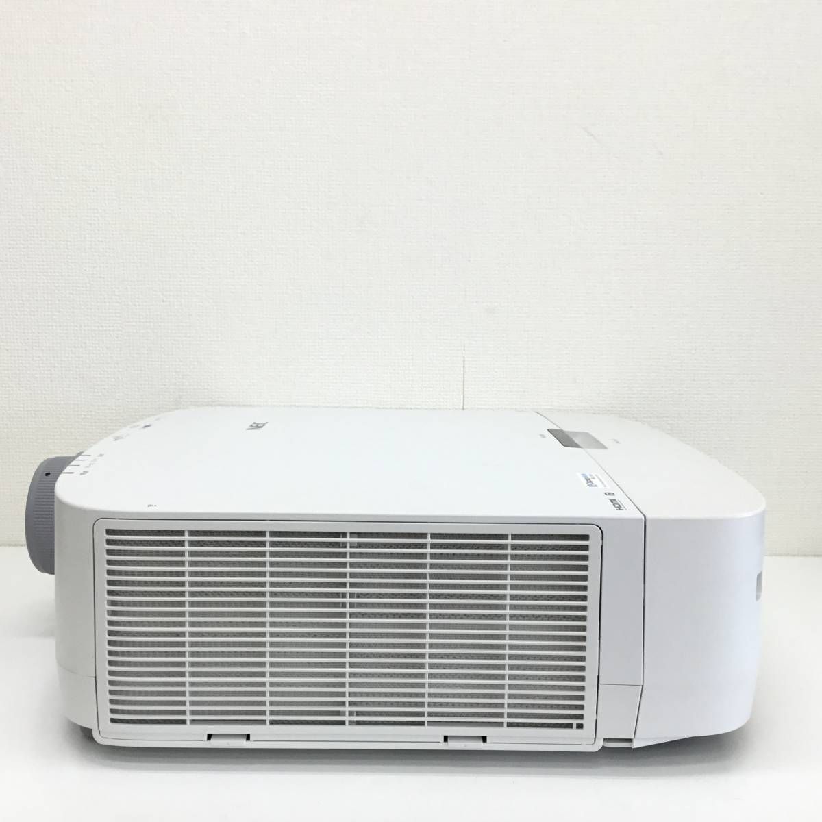NECNP-PA550WJL ビジネスプロジェクター 5500ルーメン ランプ使用 