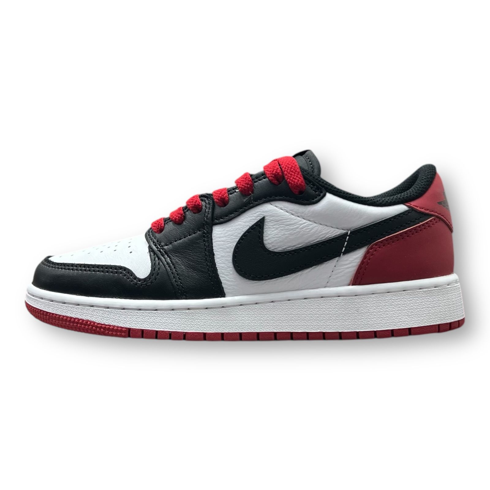 国内正規 新品 NIKE GS Air Jordan 1 Retro Low OG Black Toe CZ0858-106 つま黒 エアジョーダン1  ブラックトゥ スニーカー ナイキ 23.5cm 79009A1 - メルカリ