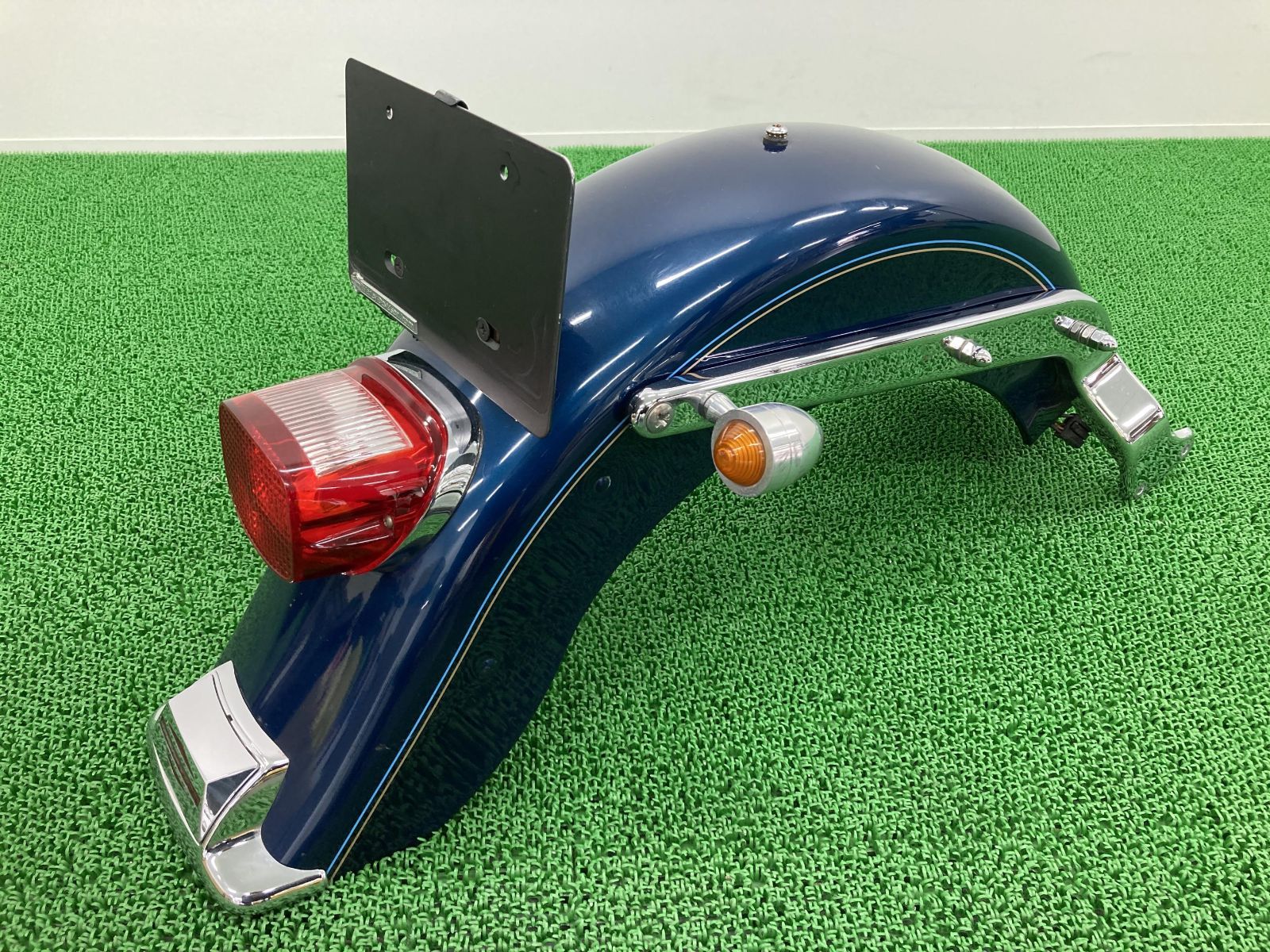 99 FLSTF EVO ファットボーイ ソフテイル 純正 タンク フェンダー 99 FLSTF EVO ファットボーイ ソフテイル 純正 タンク フェンダー 99