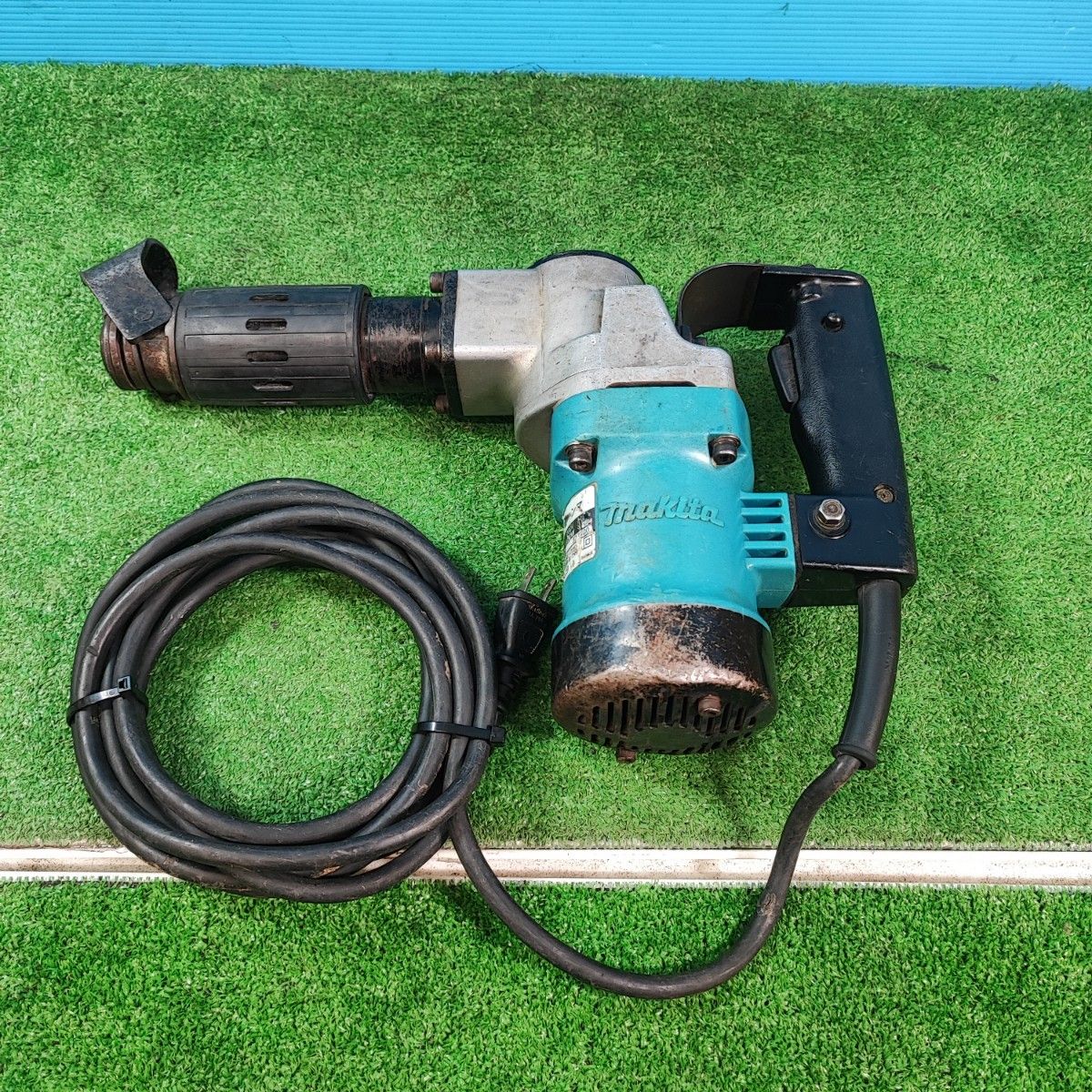 マキタ電動ハンマHM0810型 【公式通販】