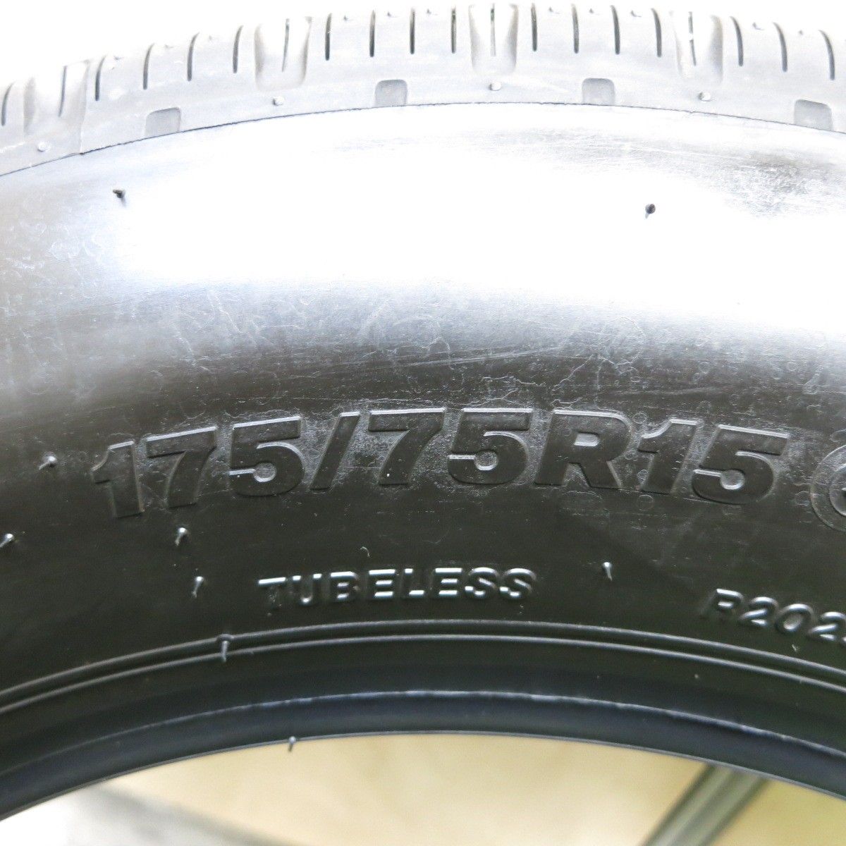 新車外し！24年！1本☆トラック タイヤ 175/75R15 103/101N