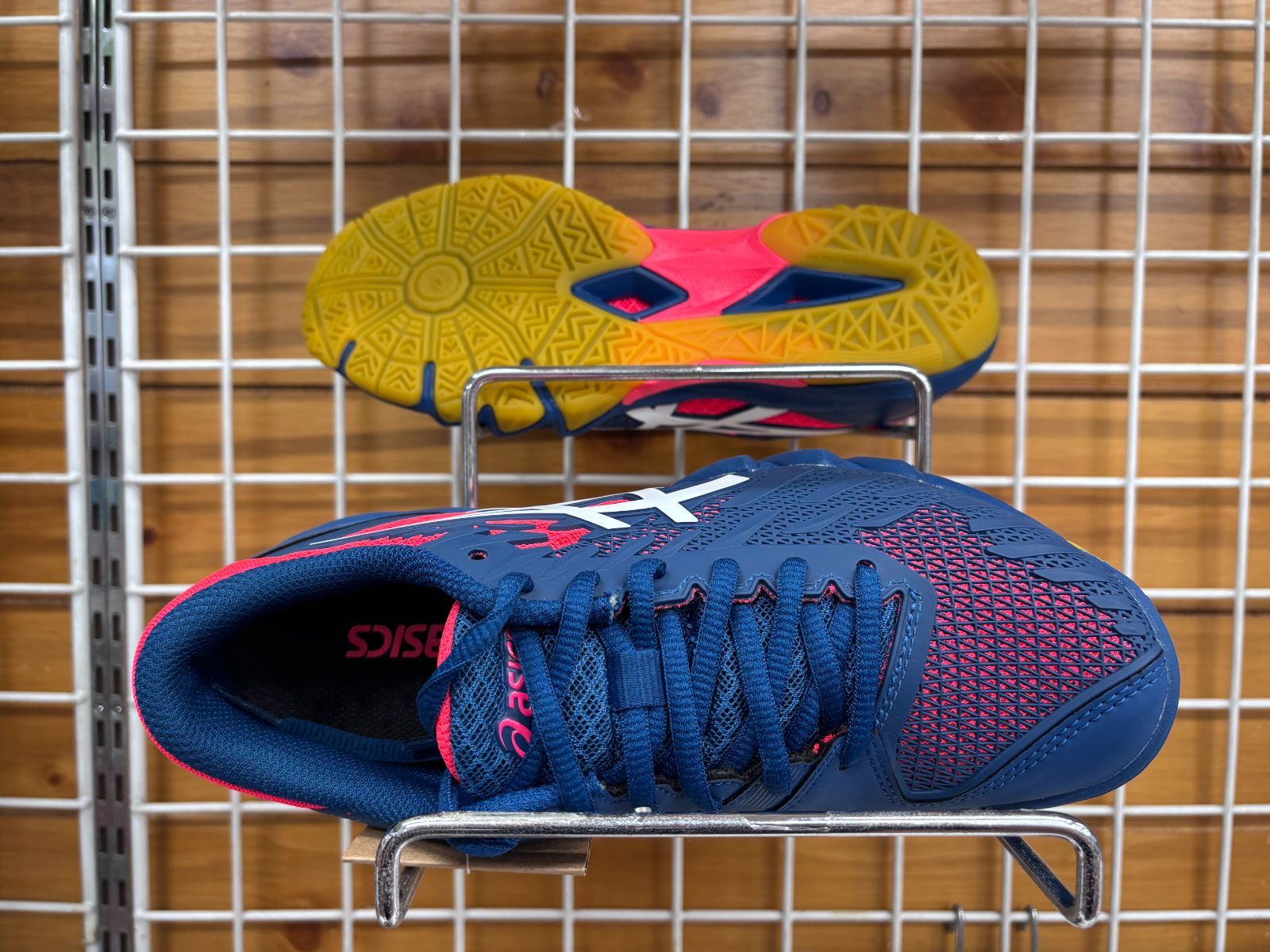 asics 卓球シューズ アタックブレードライト4 1073A001 サイズ別有り