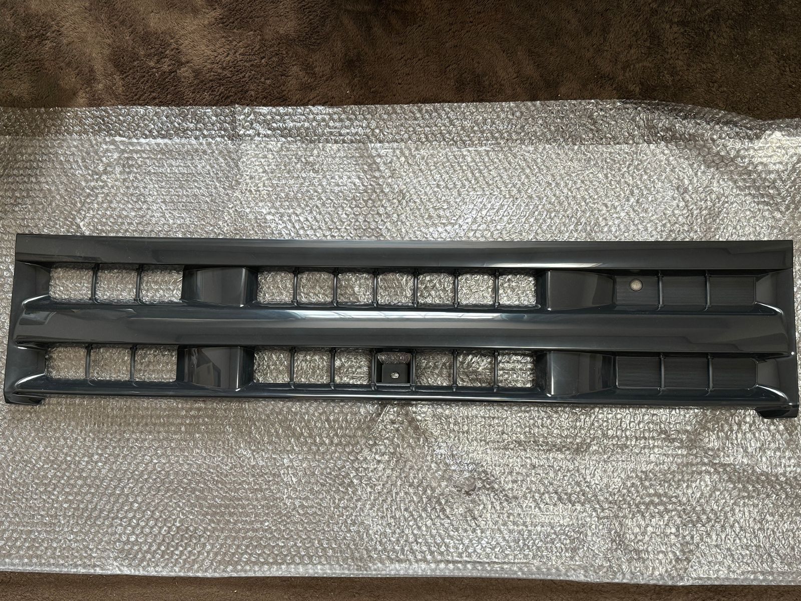 いすゞ エルフ フロントグリル 型式 BKG-NPR85 ワイド用  安いエルフ グリル 85の通販商品を比較 | ショッピング情報のオークファン