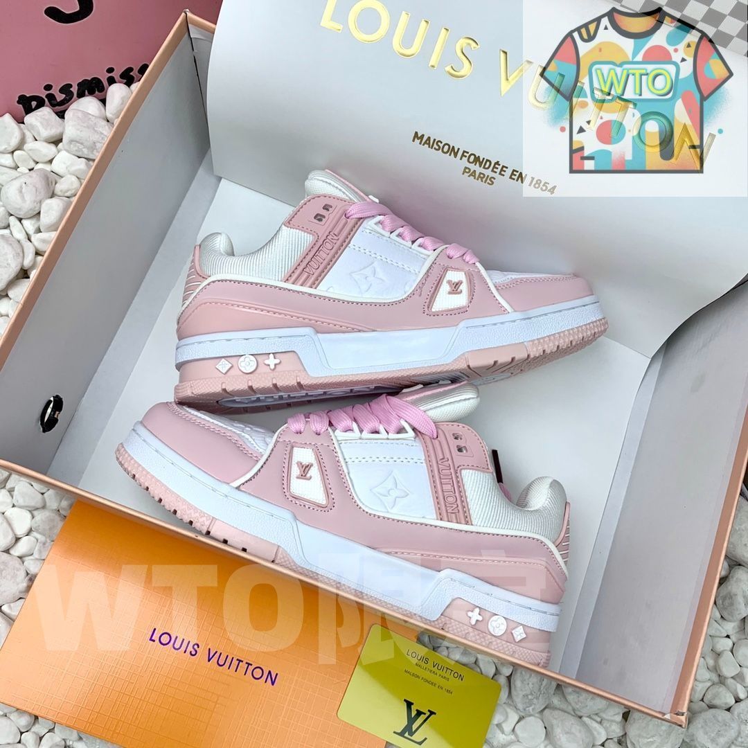 LOUIS VUITTON　レザードライビングシューズ　　イタリア製 ドライビングシューズ Louis Vuitton(ルイヴィトン) 靴・ブーツ