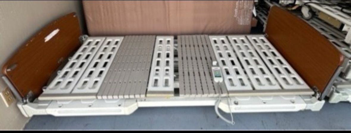 楽天市場】電動ベッド 2モーター マットレス付 電動リクライニングベッド【高品質低価格】目覚まし機能 スマホ対応 USB付 介護向けベッド リモコン付  足元ライト ポケットコイル 電動ベット ベット シングル ウェイカー シングル : ARTTOWN