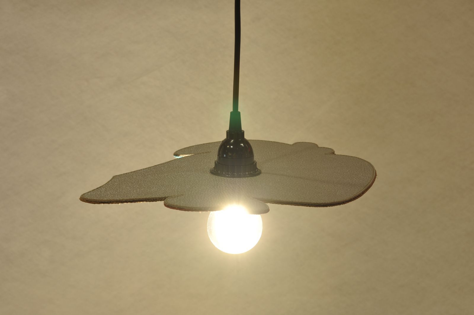 内臓照明 LEDペンダントライト 店舗什器 レトロ 医療系デザイン