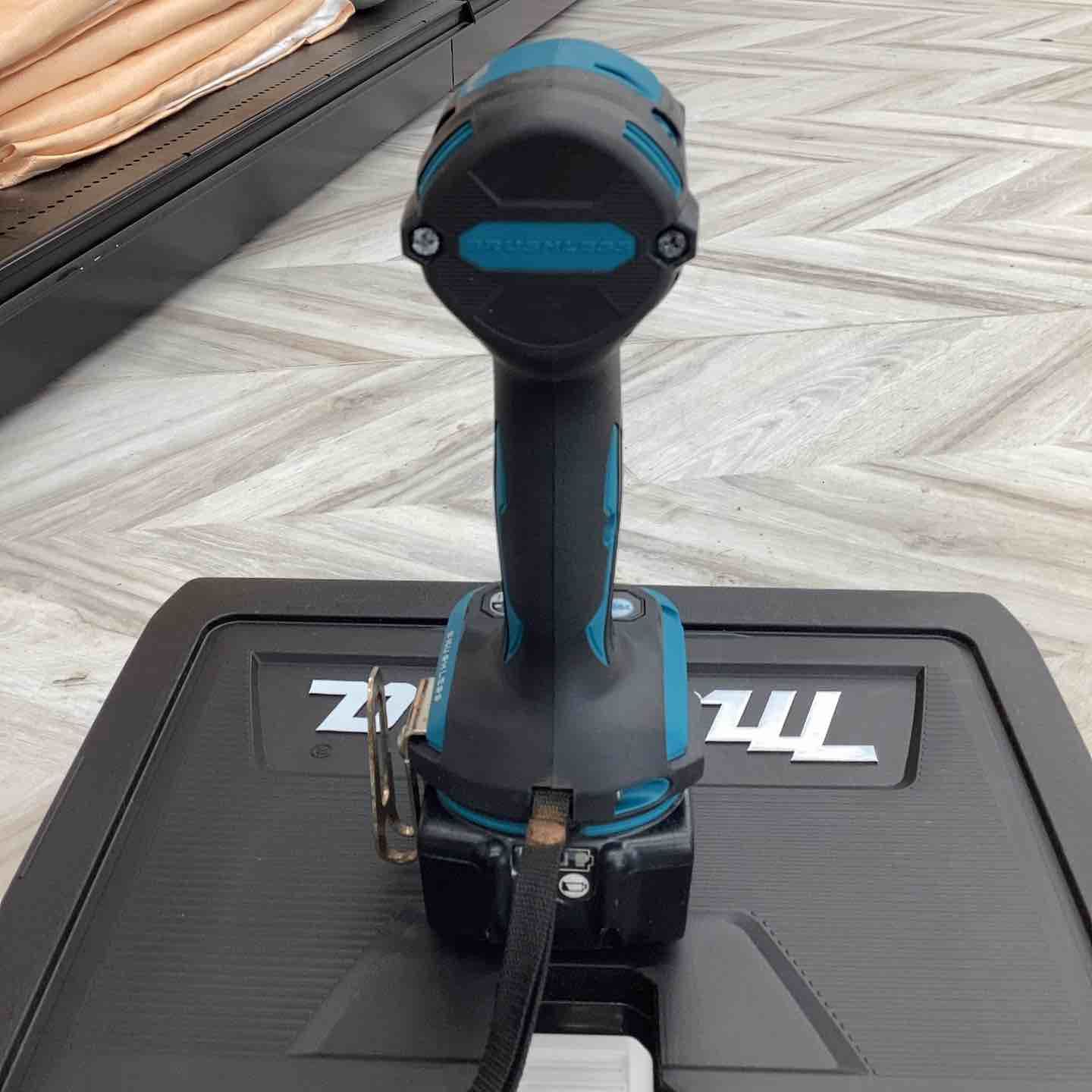 makita
