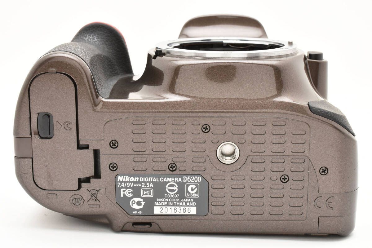 ☆極上品☆《ショット数17,766 回 》ニコン Nikon D5200