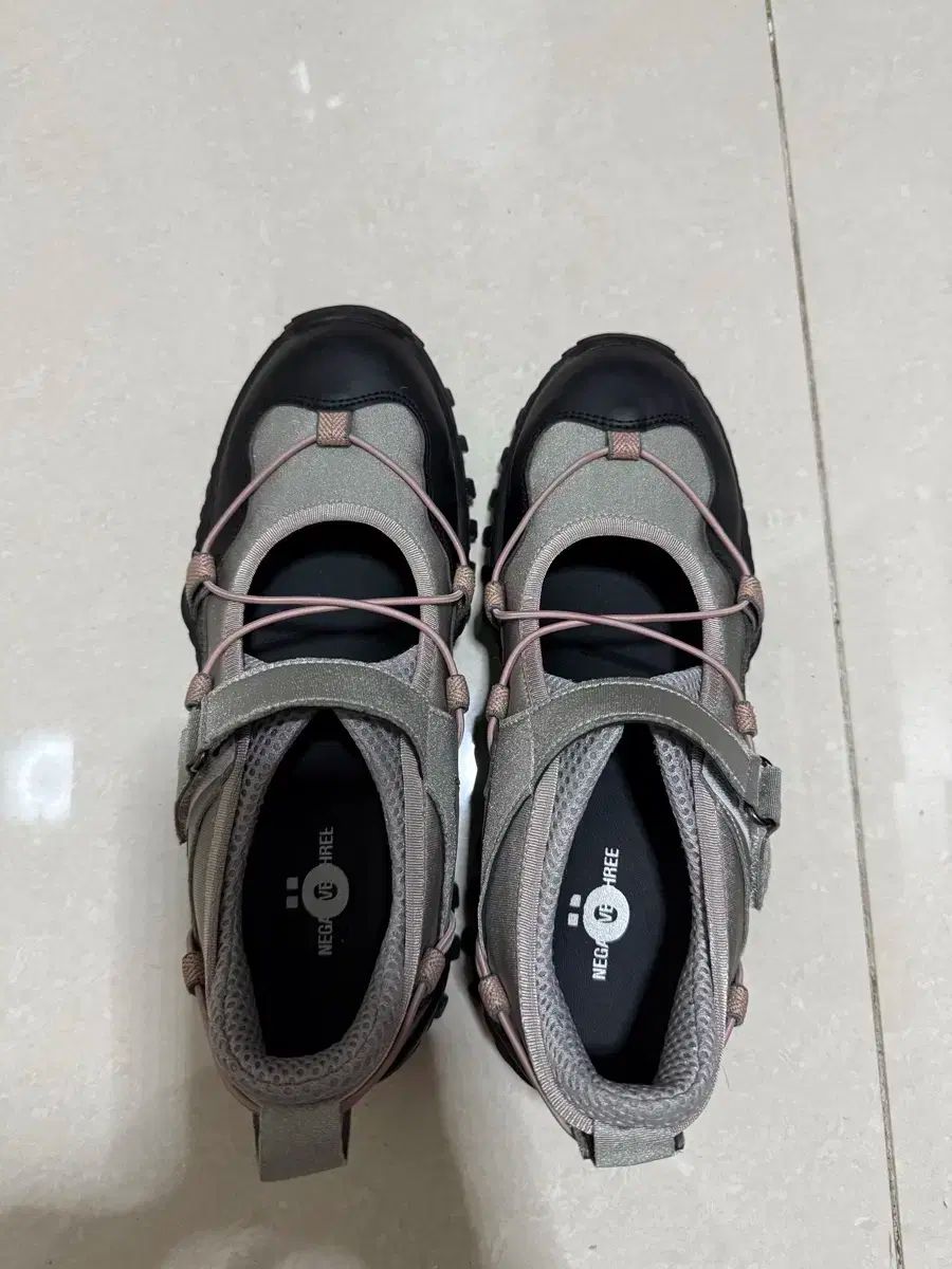 ネガティブスリー x KYO メリージェーン サンダル