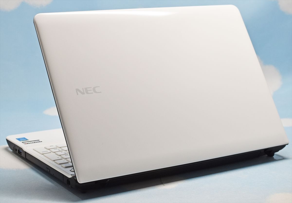 NEC 第4世代Corei3、カメラ、ブルーレイ、Bluetooth搭載！ 大特価 白