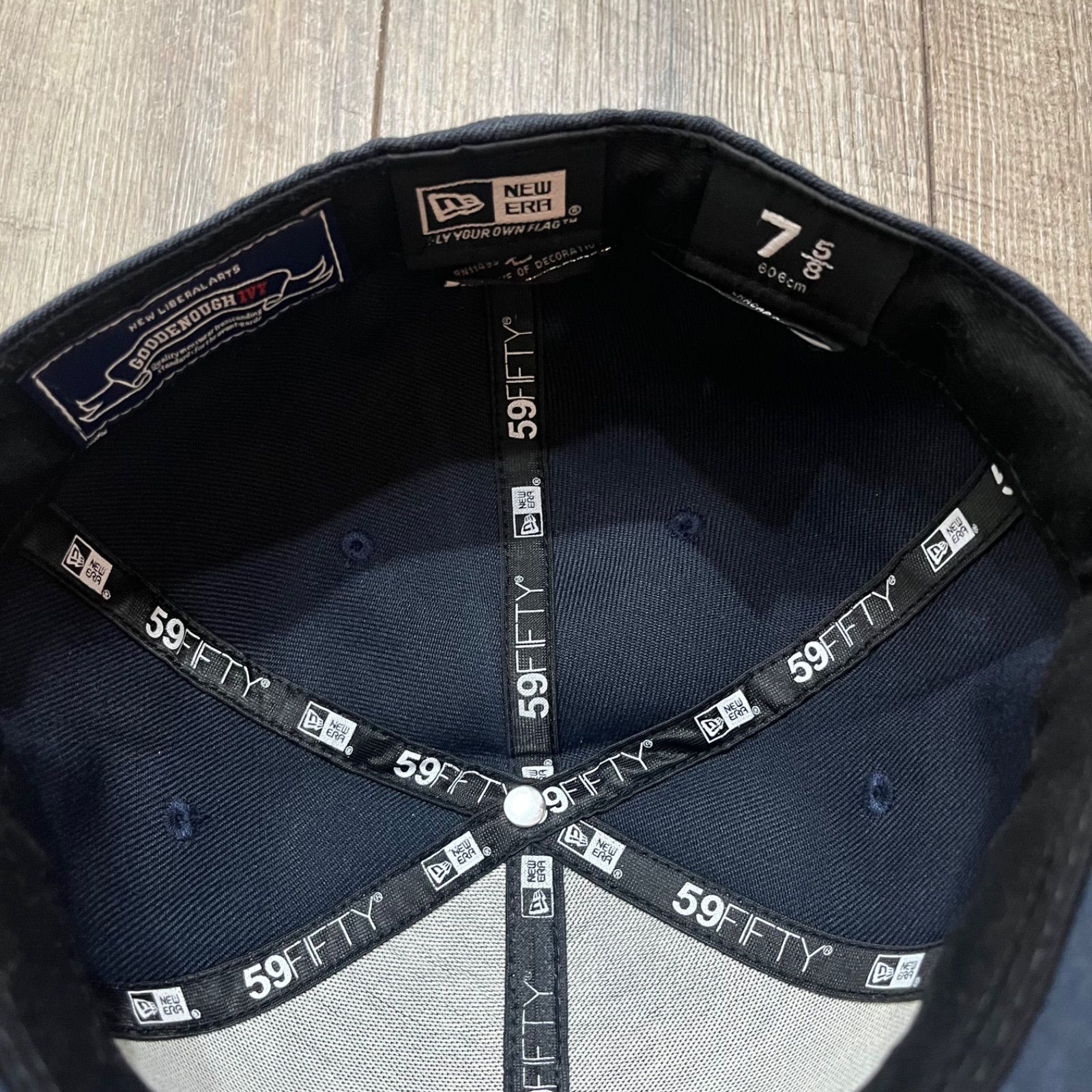 GOODENOUGH×NEWERA ロゴ刺繍キャップ 帽子 アーカイブ ニューエラ