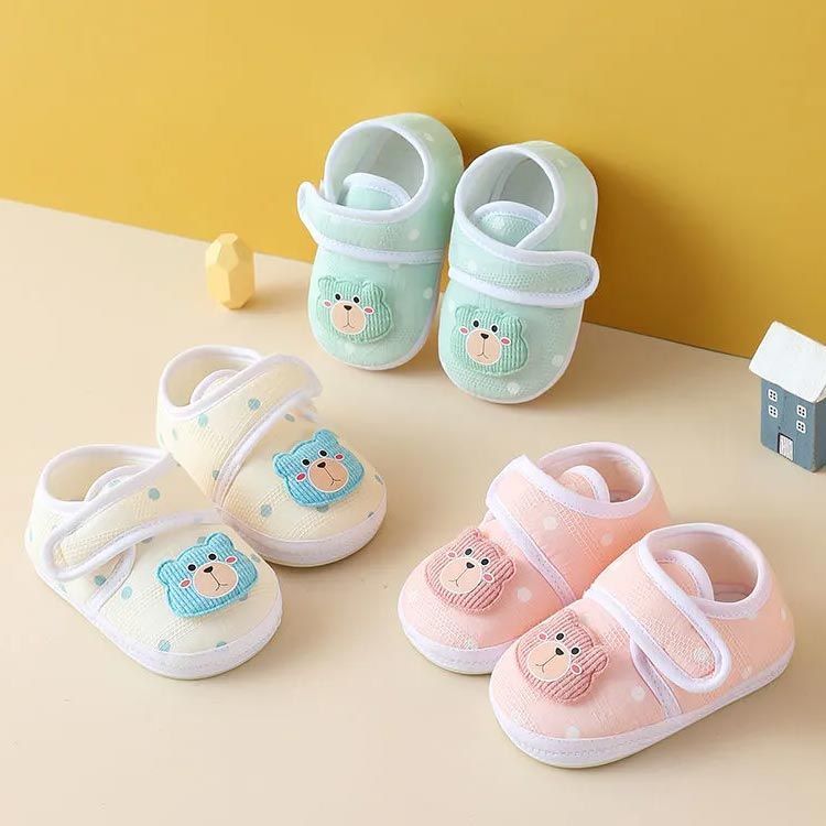 ベビー シューズ 赤ちゃん 靴 可愛い 0-1歳 ファーストシューズ