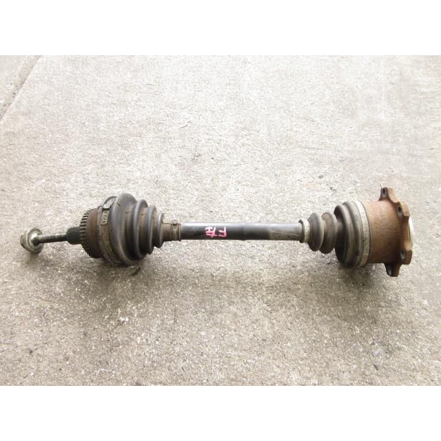 H5年 アウディ B3 2.3E E-8GNGK 左前ドライブシャフト 183475 4488