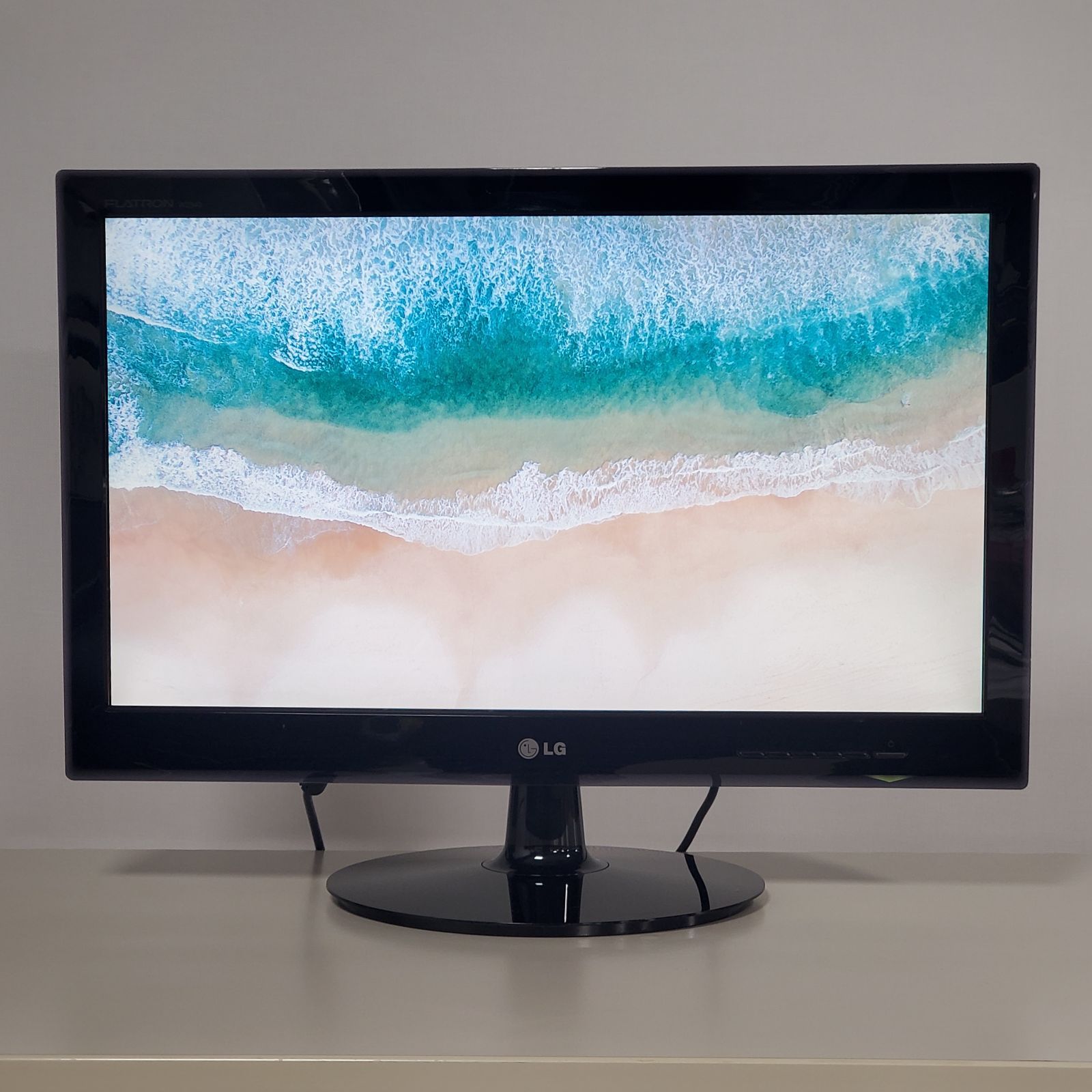 モニター FLATRON W2340VG-PN [23インチ] - メルカリ
