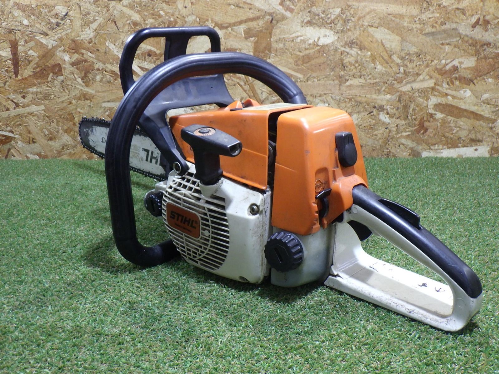 ジャンク】スチール チェーンソー 024 STIHL チェンソー ※エンジン始動 