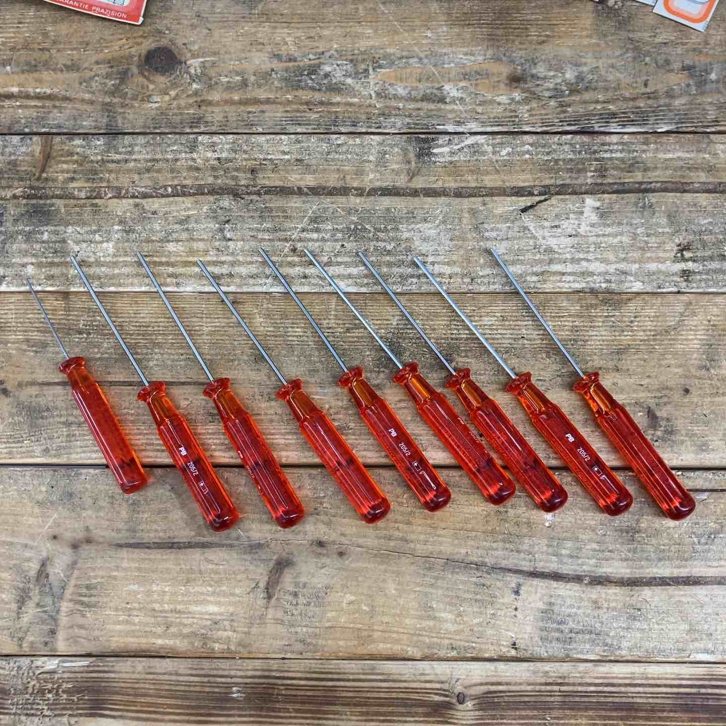 品 PBスイスツール