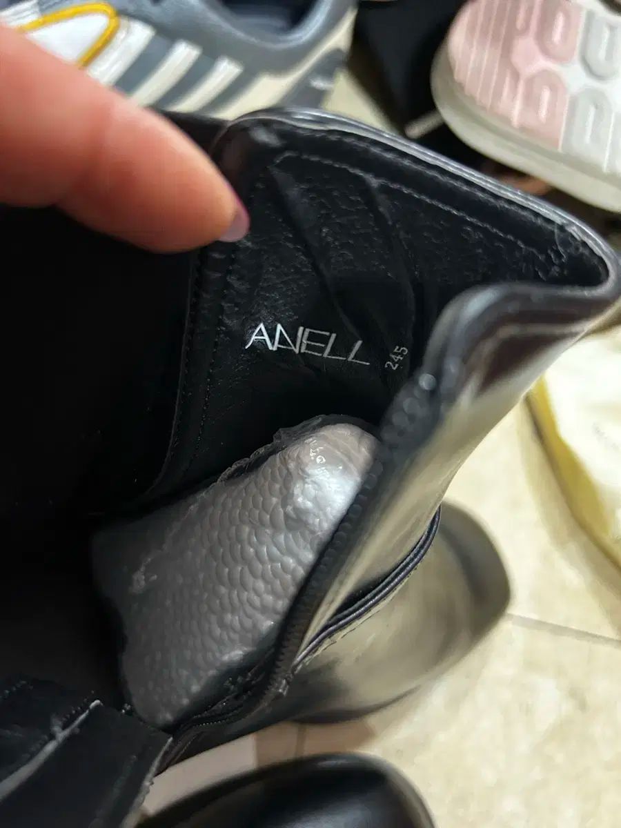 アンクルブーツ