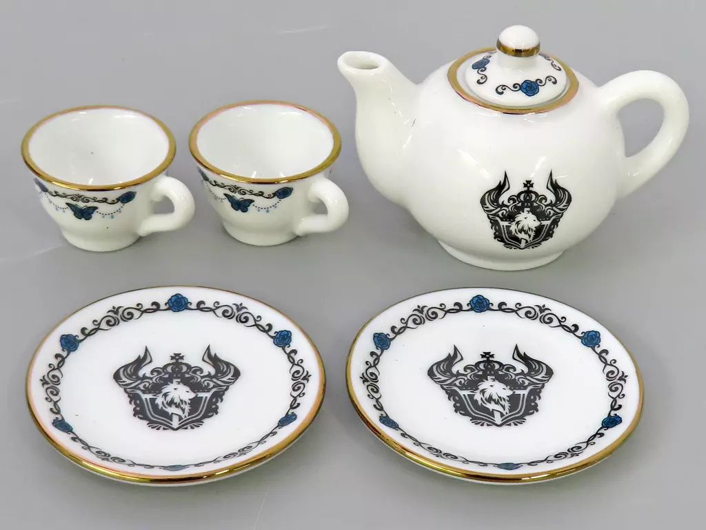 中古】食器 グロバナー家エンブレム ミニチュアティーセット 「悪魔