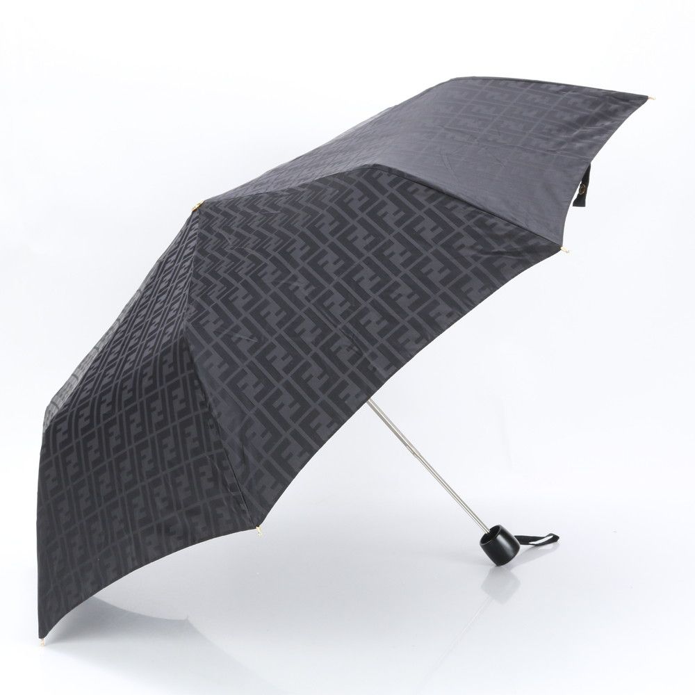 美品 フェンディ ズッカ 折り畳み アンブレラ 雨傘 55cm 傘 ブラック 黒 メンズ レディース MMM BK15-6【中古】