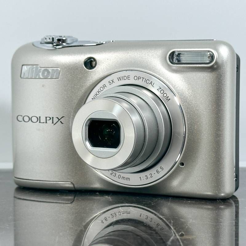 Nikon COOLPIX L30 シルバー コンパクトデジタルカメラ