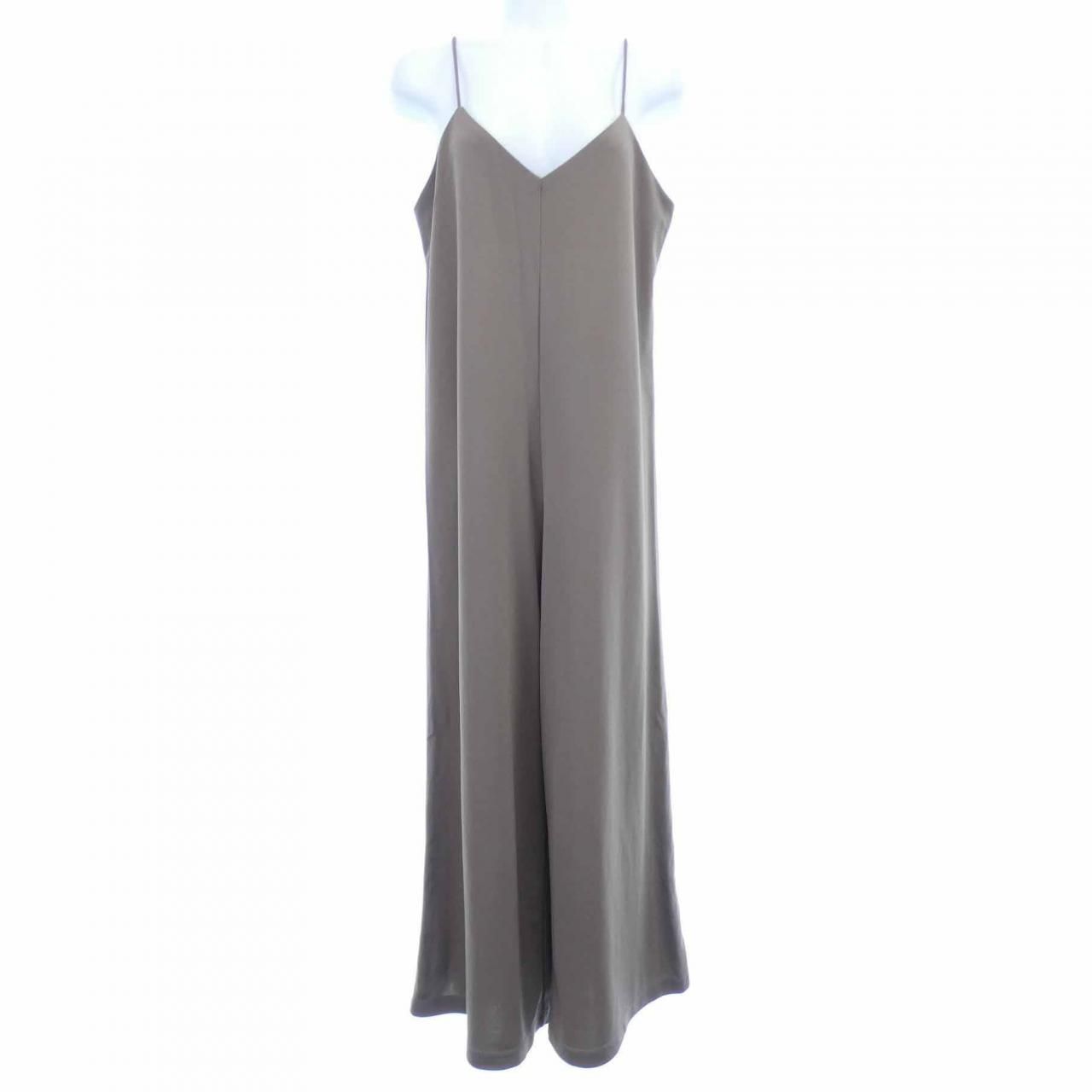 ドゥーズィエムクラス DEUXIEME CLASSE オールインワン 2023