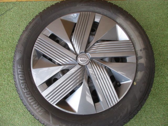 み 日産純正スチール ノート 185 60R16 スタッドレスタイヤ４本SET E12 E13 ノートオーラ