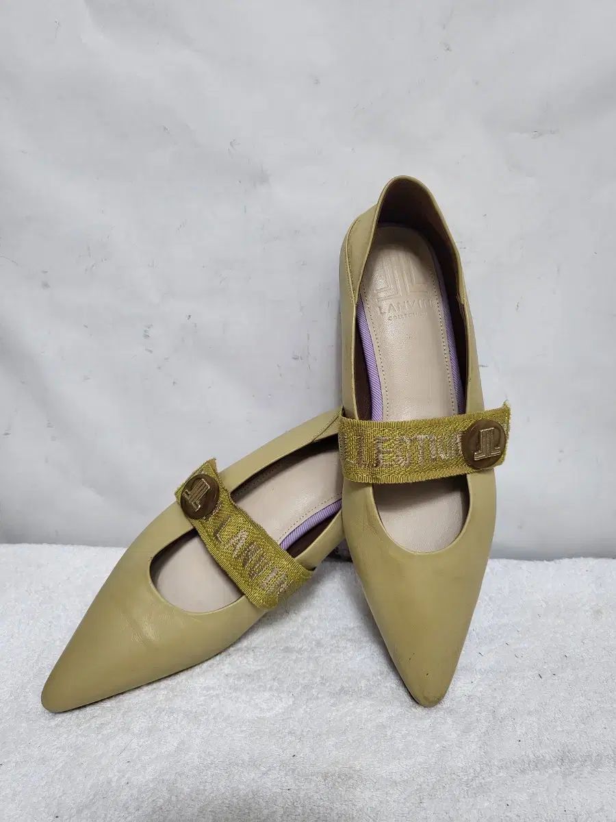 Lanvin レタリングフラットシューズ