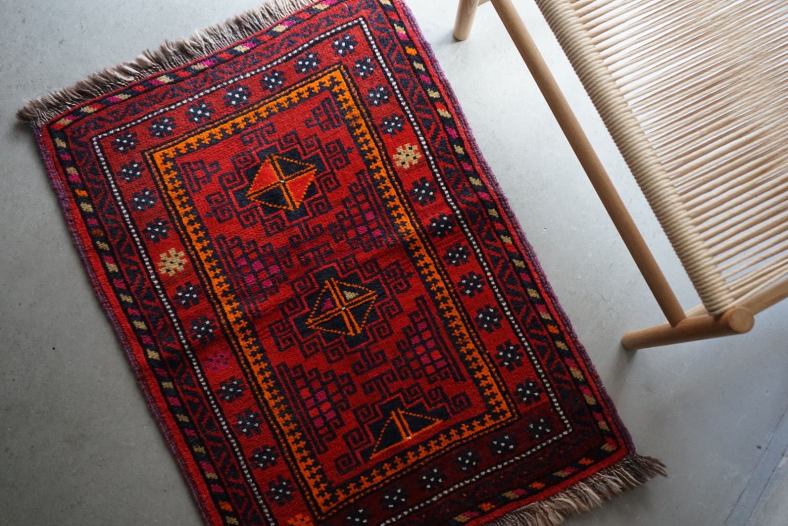 トライバルラグ アフガニスタン バルーチ 1970-1980年代 87×64.5cm No