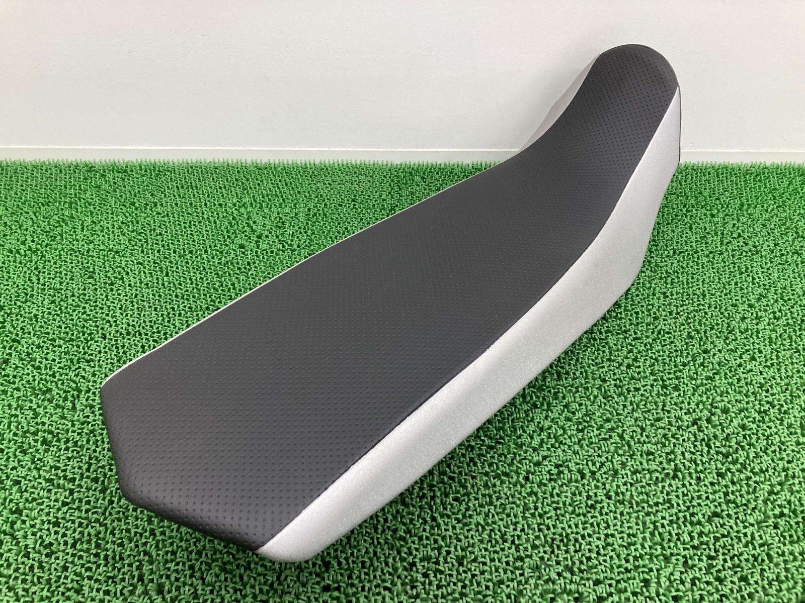 セロー250 シート 3C5 ヤマハ 純正 中古 バイク 部品 DG11J