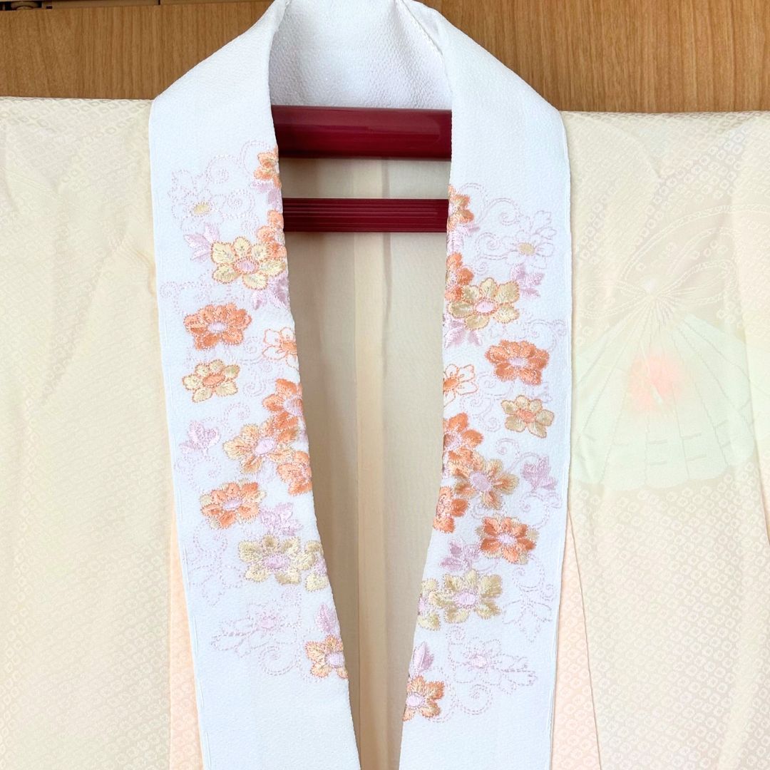 平和屋着物○豪華振袖・長襦袢セット 紅型 舞蝶草花文 鬼しぼ縮緬 正絹