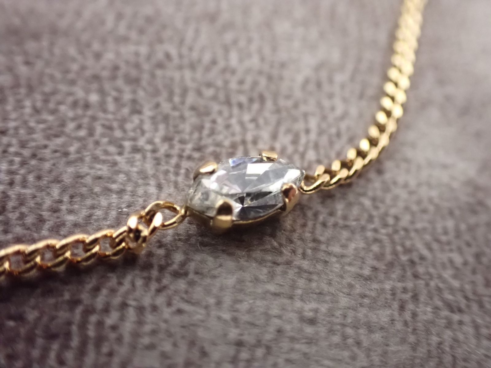 美品 イヴサンローラン ロゴ バングル ゴールドカラー○fah Yves Saint 