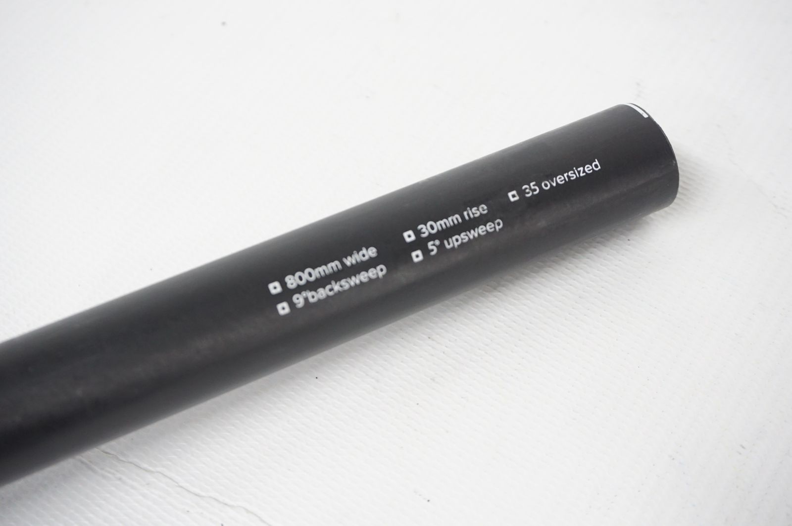 Burgtec RW Carbon Enduro ハンドルバー 760mm Burgtec WR Carbon