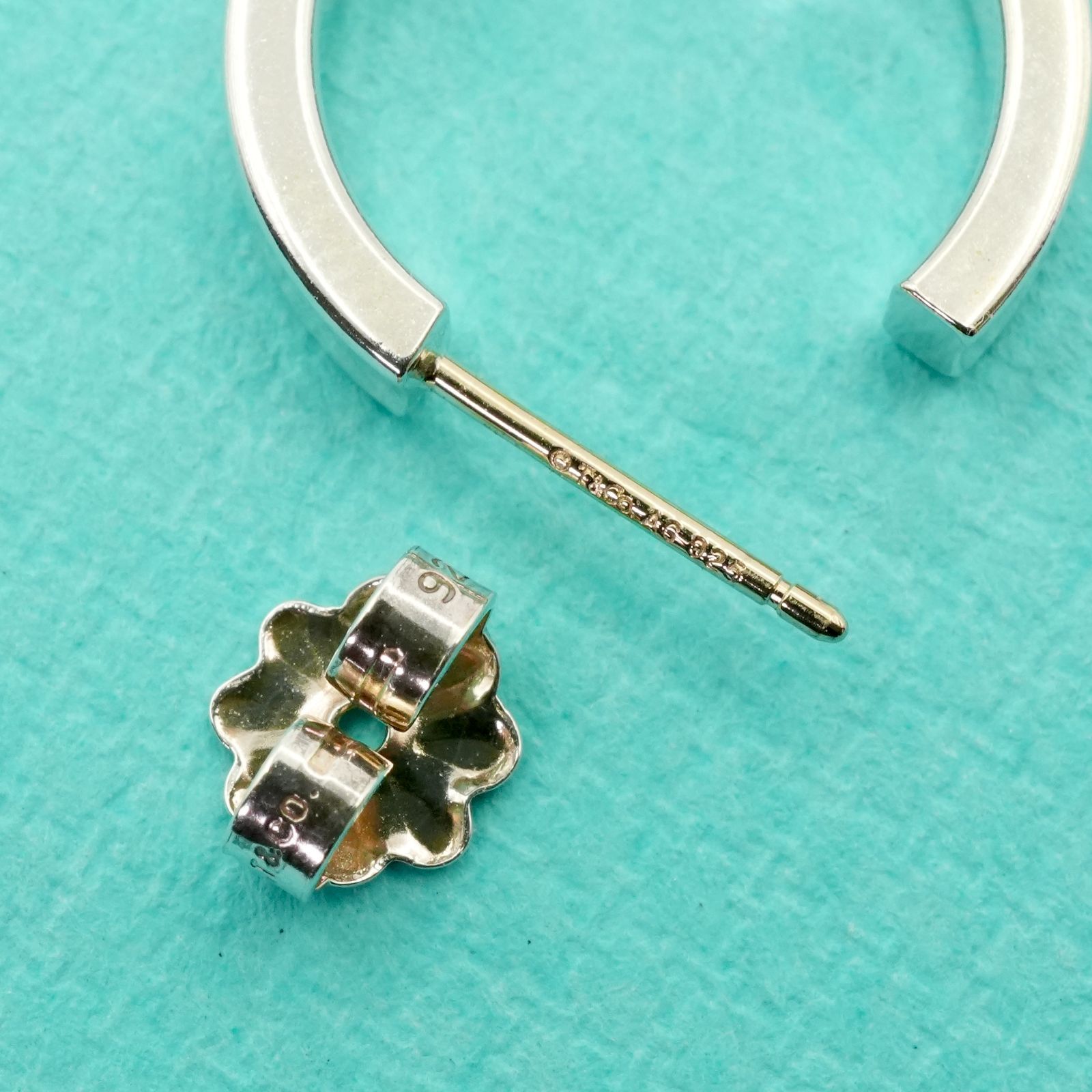 【極美品】ティファニー　ナローフープピアス 片耳　1837 メンズ/レディース TIFFANY&Co. 8月8日まで限定価格 ティファニー TIFFANY ピアス