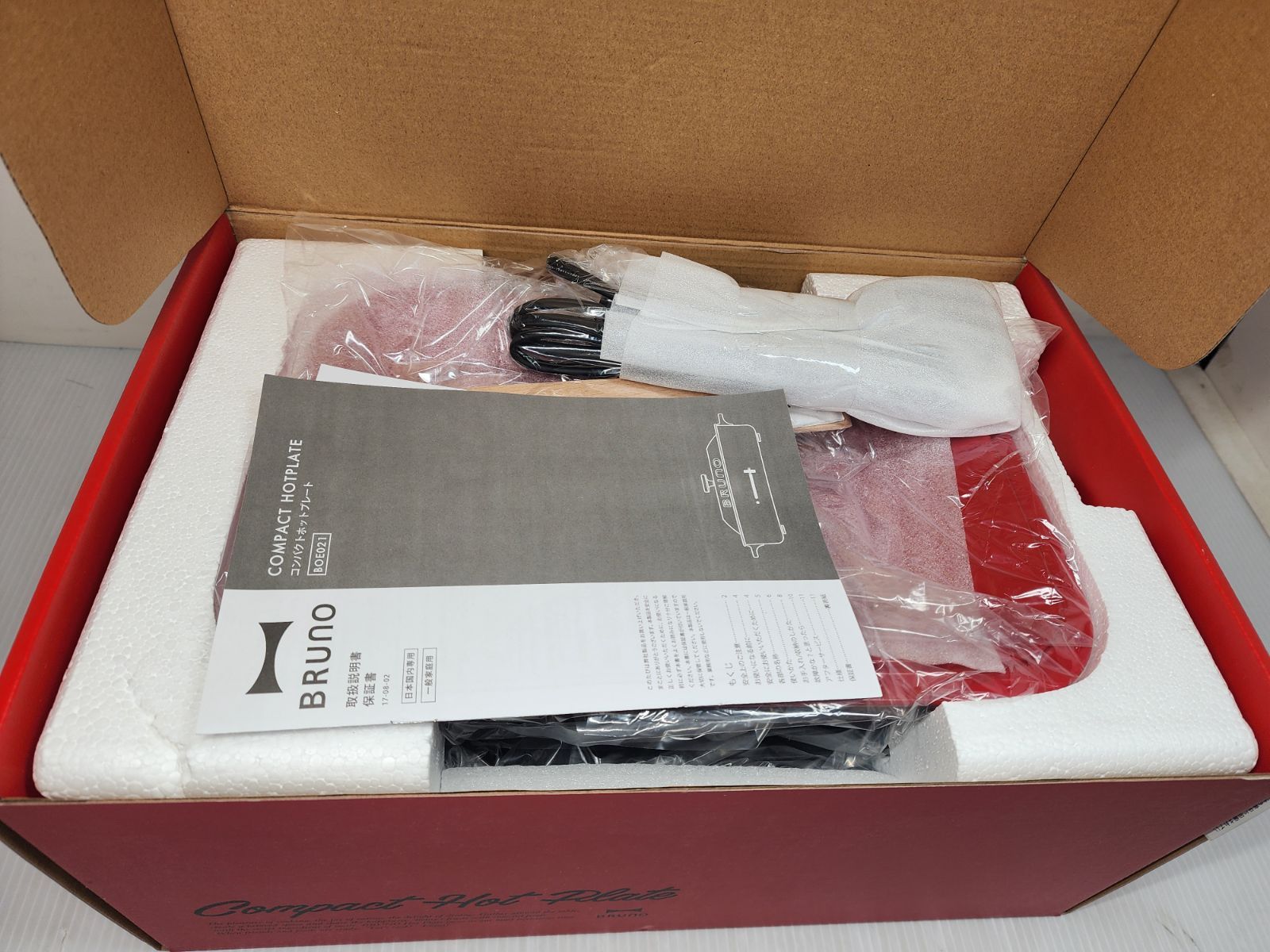 ブルーノ BRUNO コンパクトホットプレート レッド BOE021-RD 新品、未