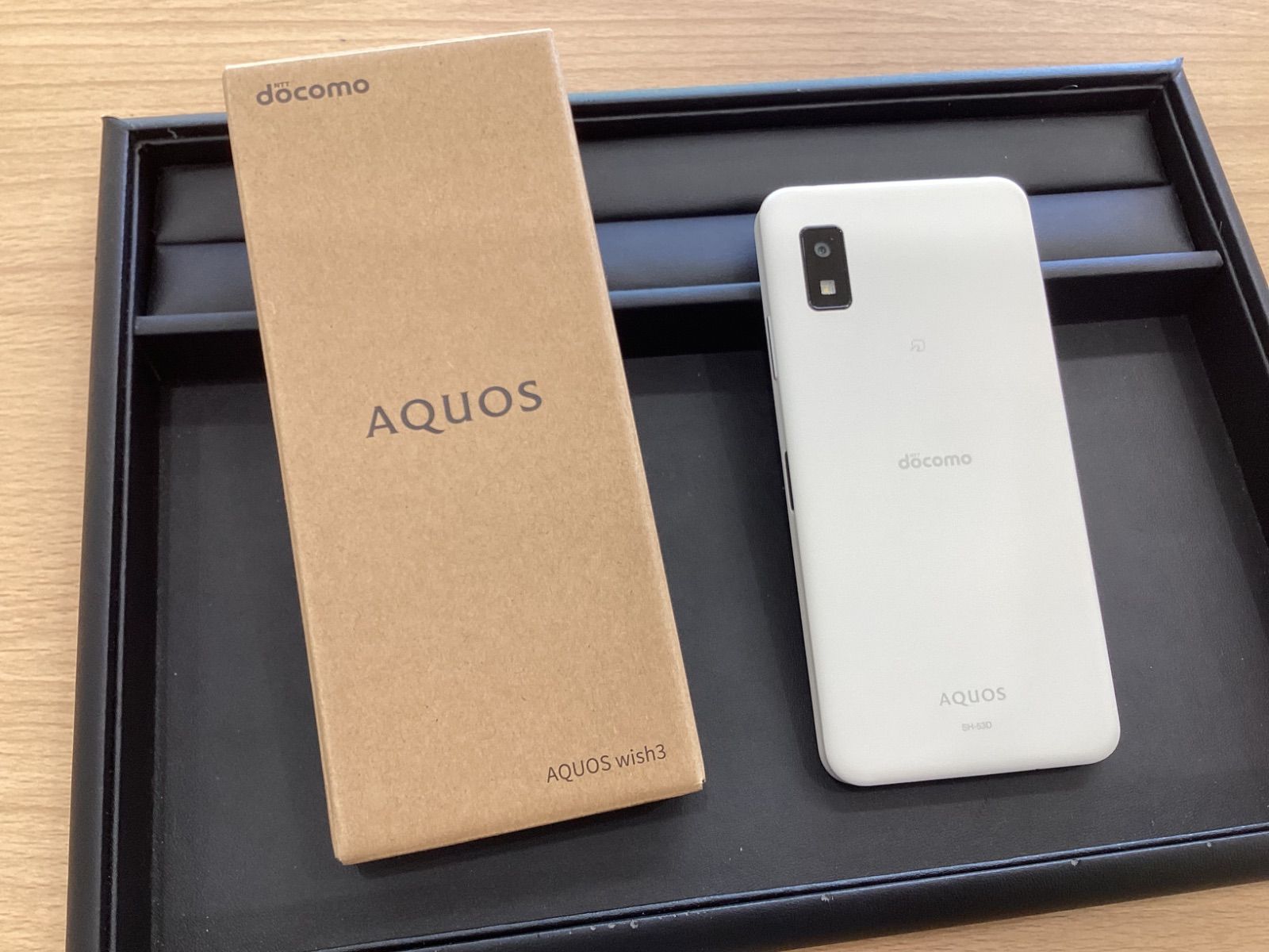 スマートフォン本体 AQUOS wish3 SH-53D AQUOS シャープ wish3 SH-53D docomo グリーン Android