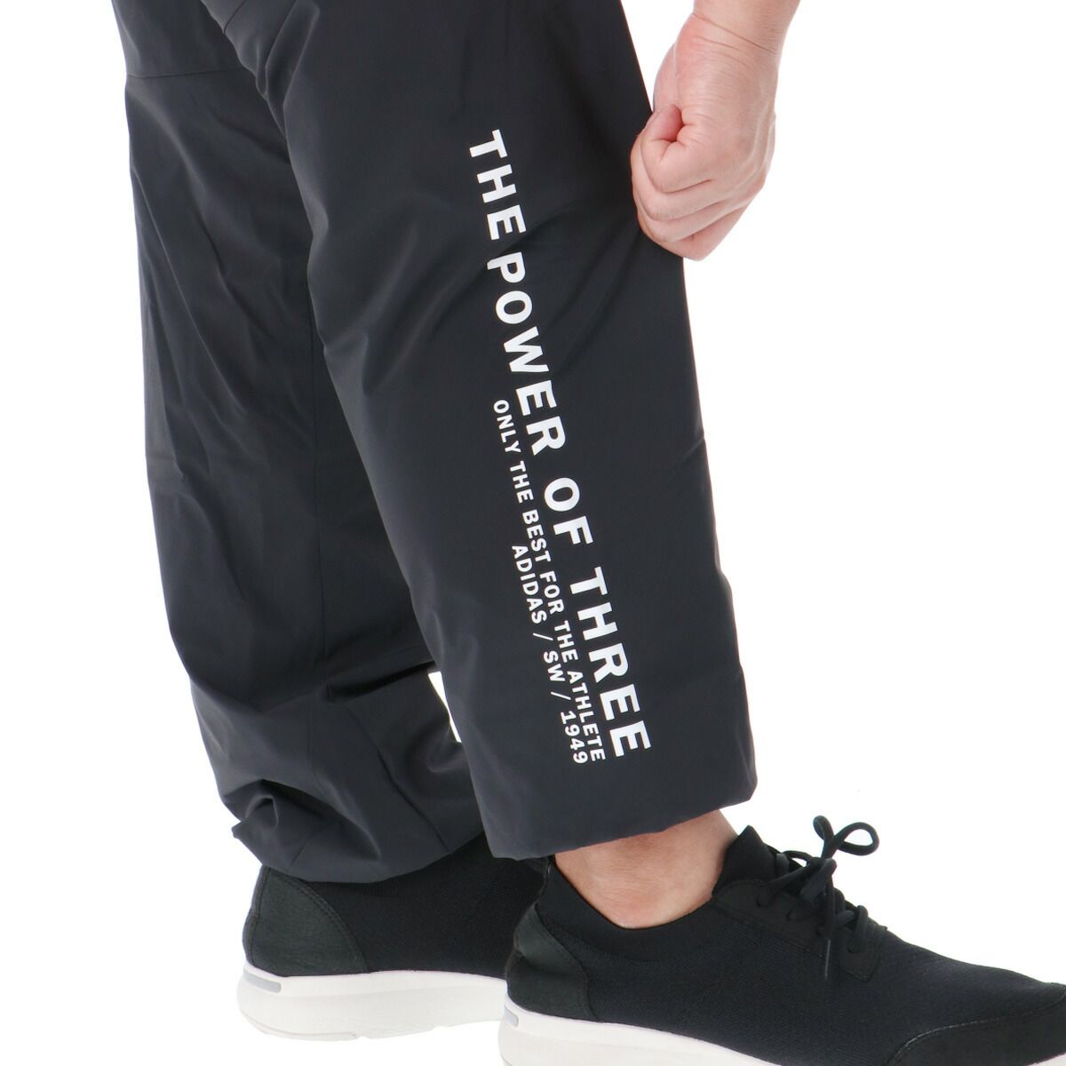 アダプテーション ウインドブレーカー