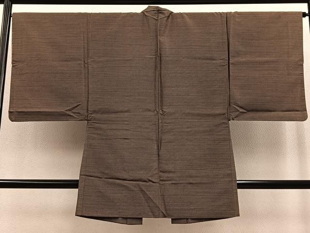 平和屋着物＃男性　長羽織　本場染大島紬　市松文様　正絹　逸品　BAAT8972gt 平和屋着物＃男性 長羽織 本場染大島紬 市松文様 正絹 逸品 BAAT8972gt