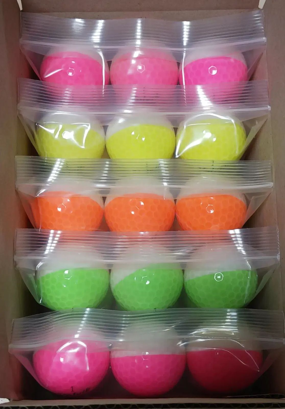 DESCENTE GOLF デサント サンバイザー 柏原明日架選手サイン入り Pin page