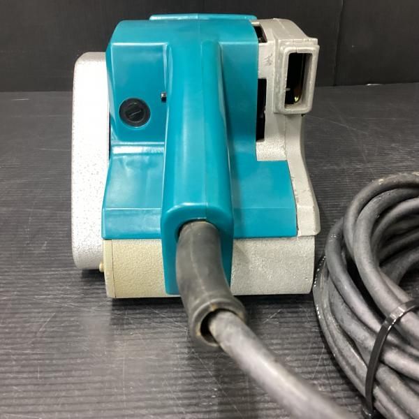 9900B