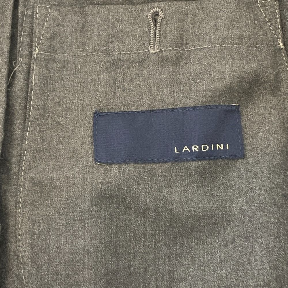 スラックスパンツ