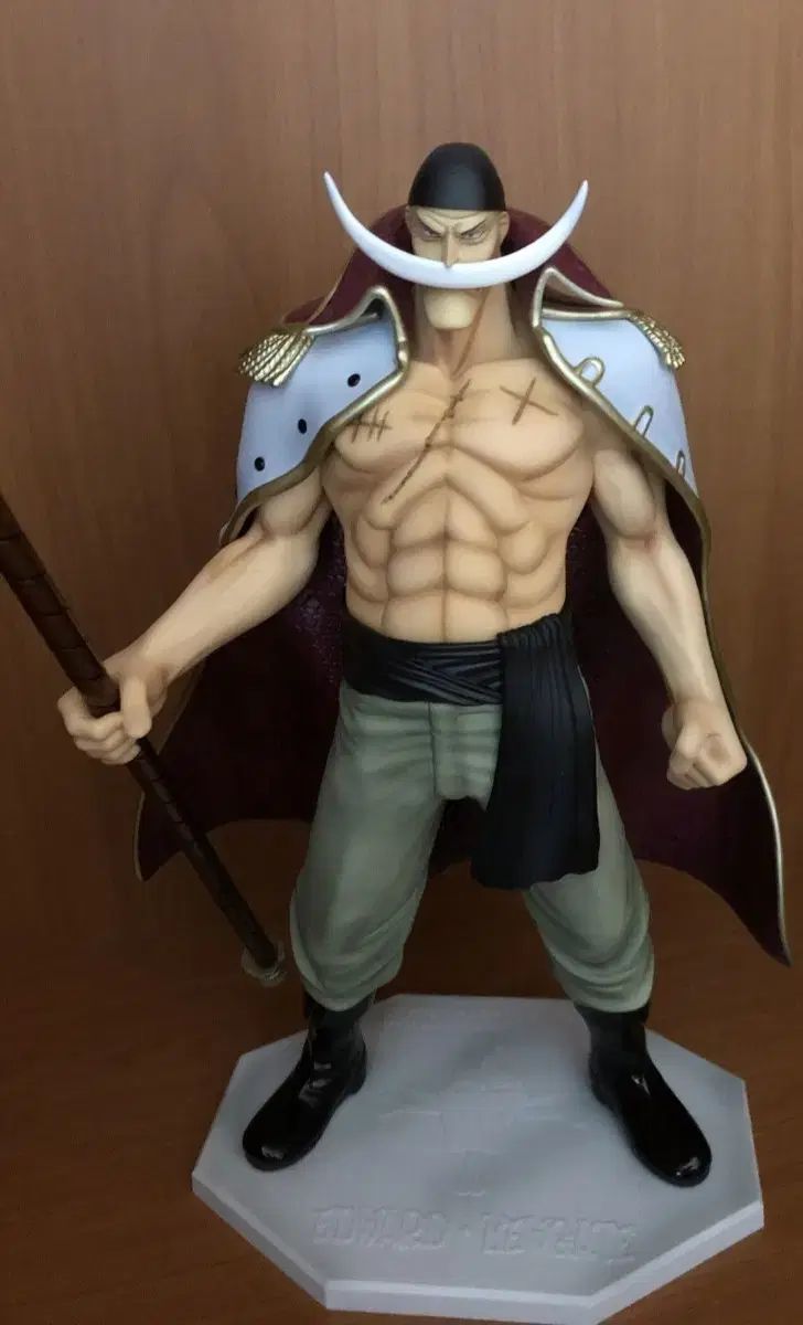 POP 白ひげ ONE PIECE（ワンピース） フィギュア 売るよ