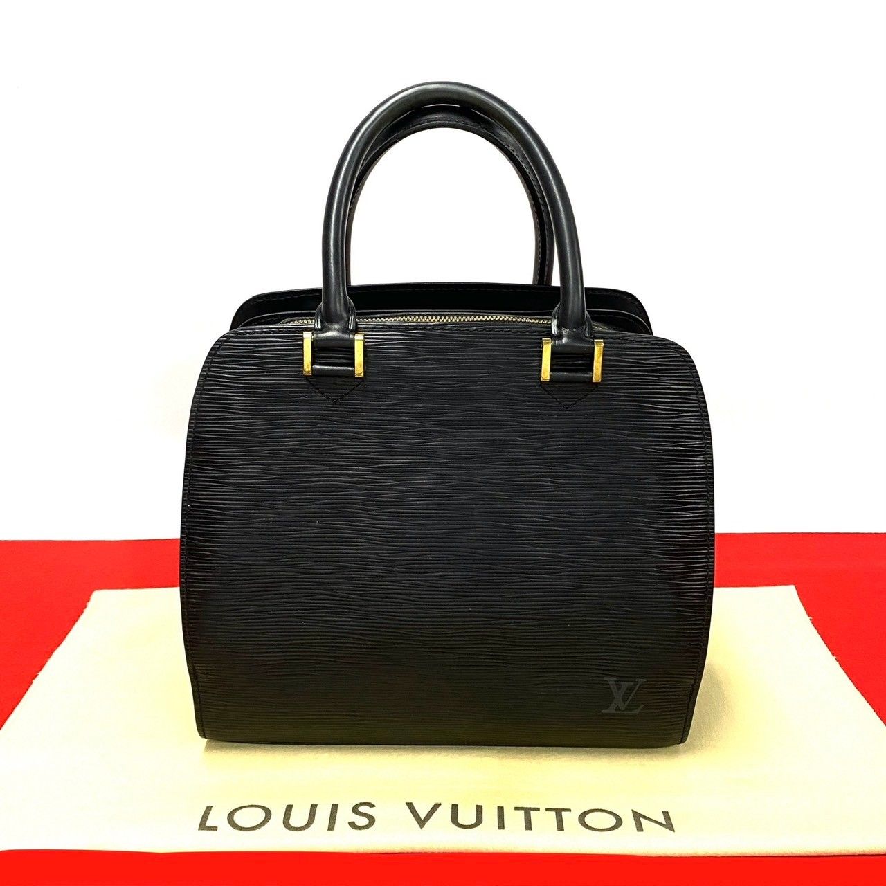 極 美品 希少品 LOUIS VUITTON ルイヴィトン ポンヌフ エピ レザー 本