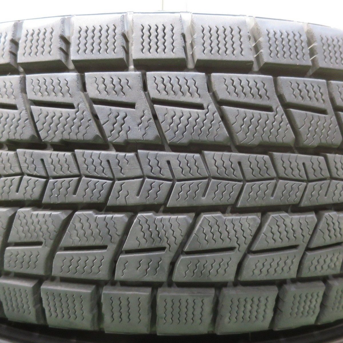 内容変更☆23年製スタッドレス215/70R16トーヨー２本セット※良品バリ山※ 内容変更☆23年製スタッドレス215/70R16トーヨー2本セット※良品
