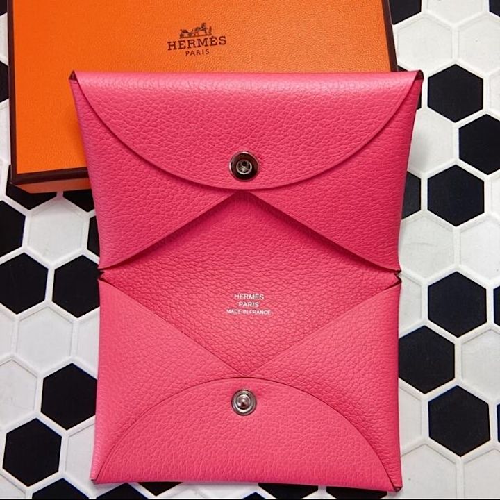 HERMES カードケース シェーブル ピンク 新品 値下げ！ - メルカリ