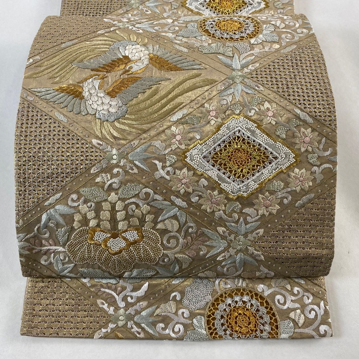 袋帯 レース 向かい鳥 菱 金銀糸 刺繍 金色 六通 正絹