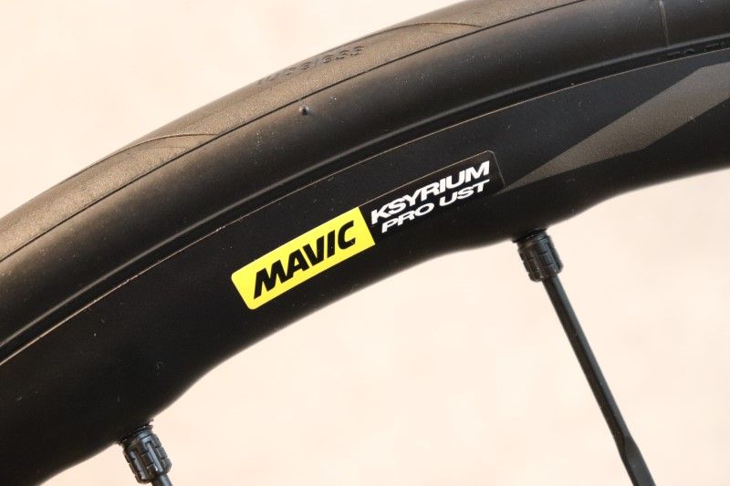 マビック MAVIC キシリウム プロ KSYRIUM PRO UST DISC アルミ チューブレス ホイールセット シマノ11S ワイドリム 19C【さいたま浦和店】  - メルカリ