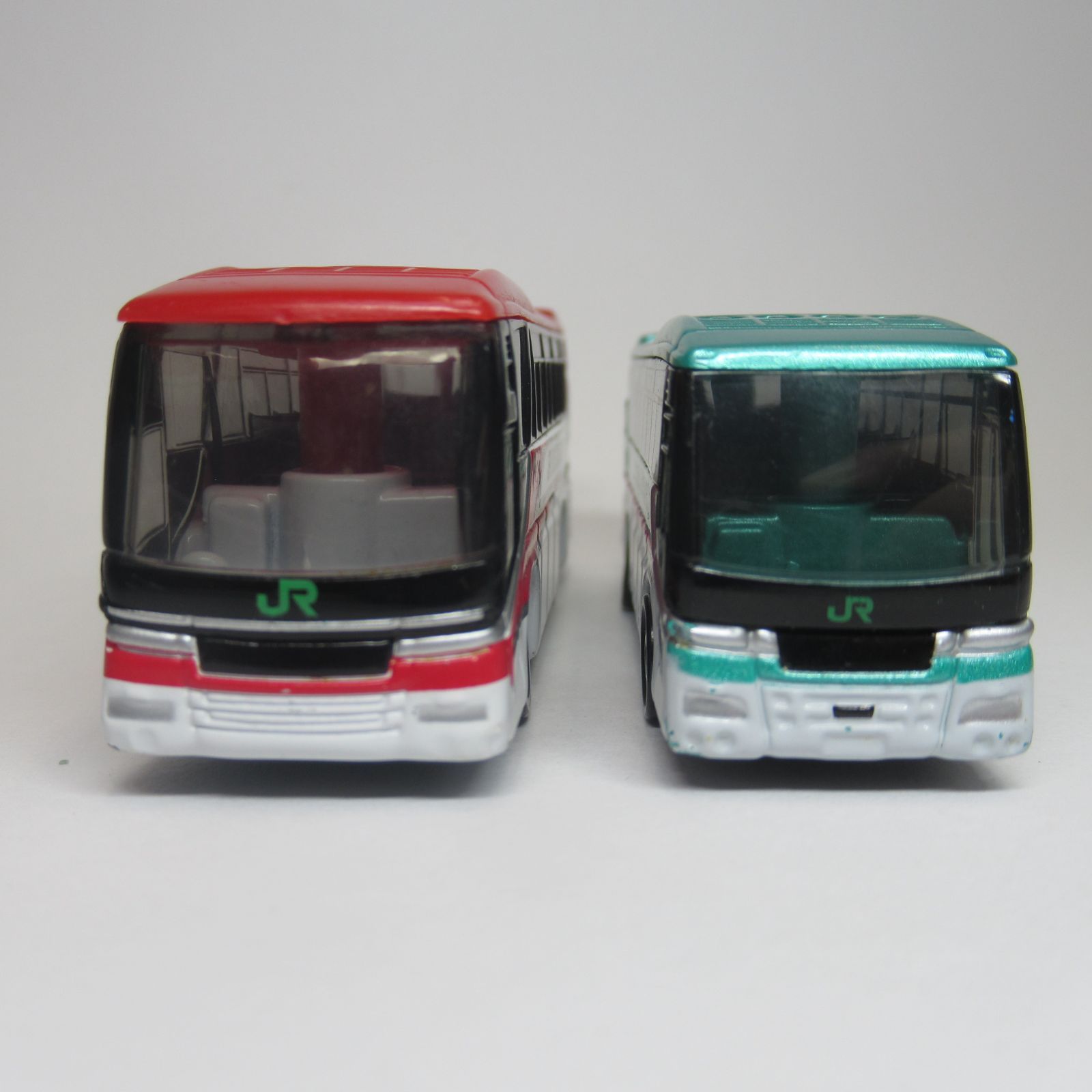 中古・廃盤 トミカ バス2台セット JR TOHOKUバス 日野 HINO